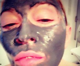 男明星敷面膜图片,揭秘男明星的护肤秘籍