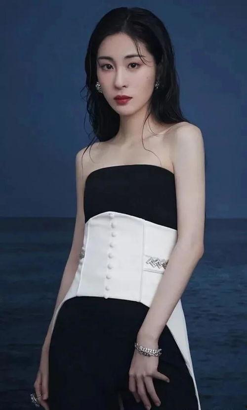 张碧晨性感丝袜照片,张碧晨性感瞬间，美艳动人